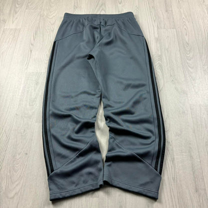 VINTAGE Y2K ADIDAS BAGGY TRACKSUIT BOTTOMS GREY