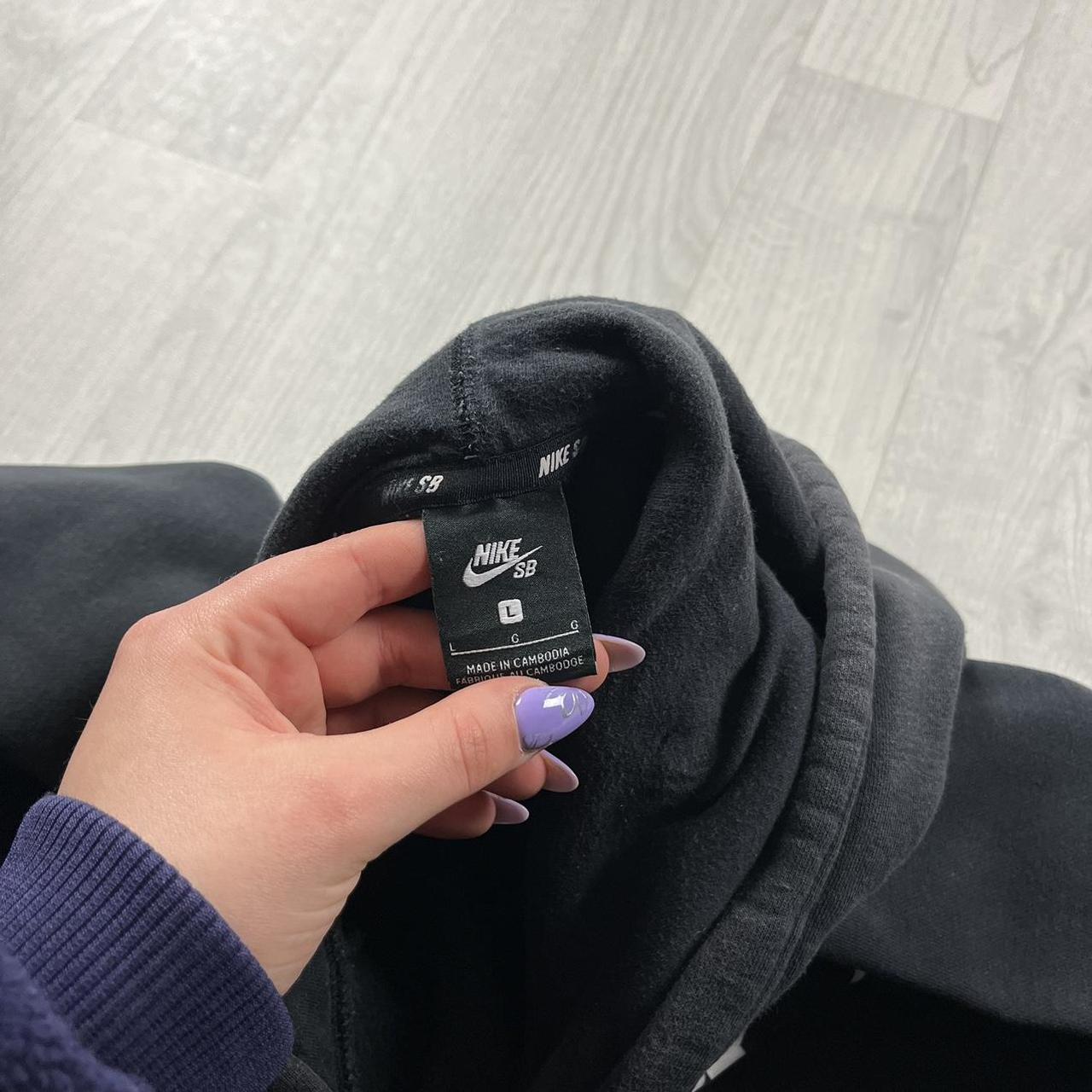 VINTAGE NIKE SB HOODIE BLACK