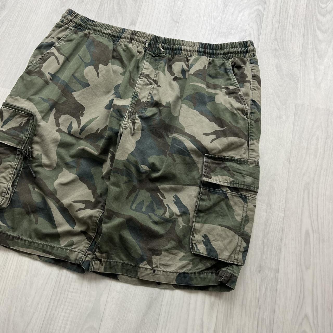 GEORGE BAGGY LOOSE CAMO SHORTS