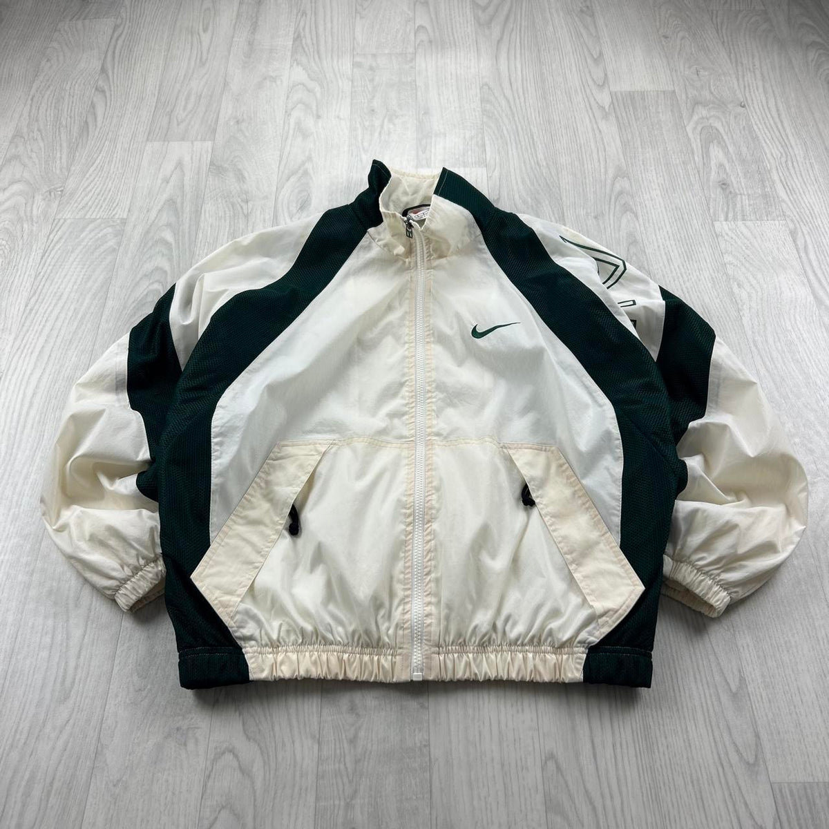 VINTAGE 90s NIKE LIGHTWEIGHT TRACK JACKET WHITE / GREEN