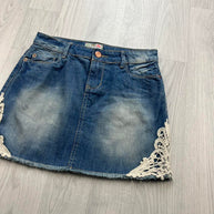 VINTAGE Y2K DENIM LACE MINI SKIRT BLUE WHITE