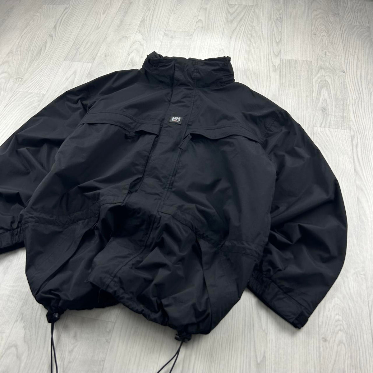 VINTAGE Y2K HELLY HANSEN TECHNICAL HEAVY SKI JACKET BLACK