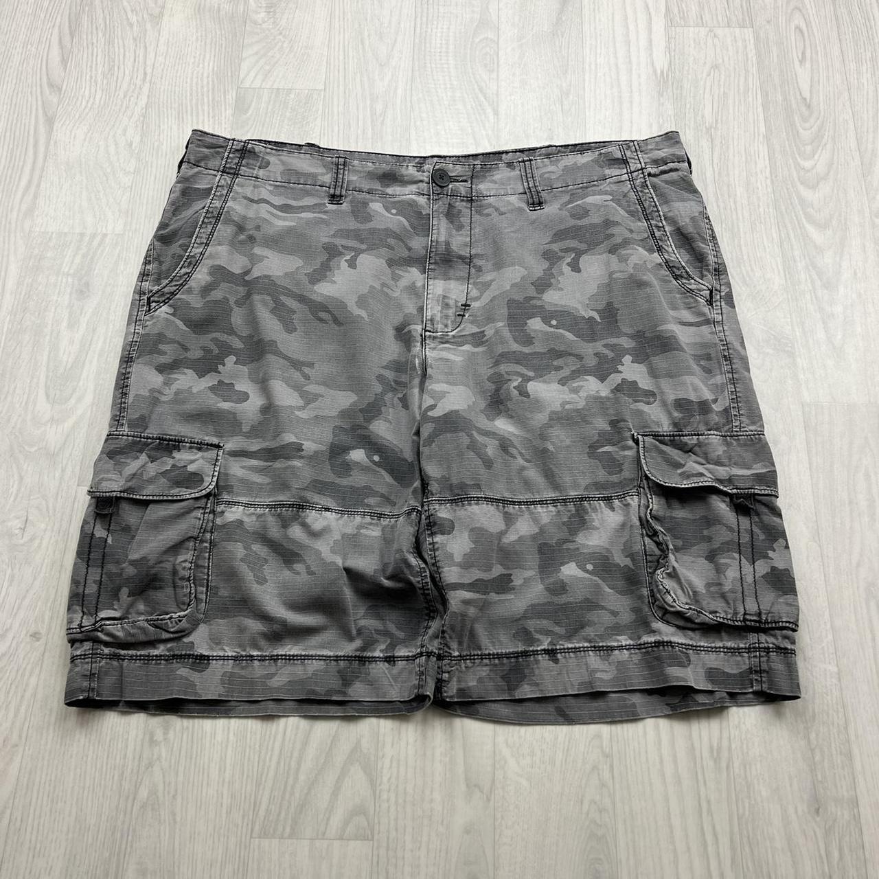 VINTAGE Y2K URBAN PIPELINE BAGGY CAMO CARGO SHORTS GREY