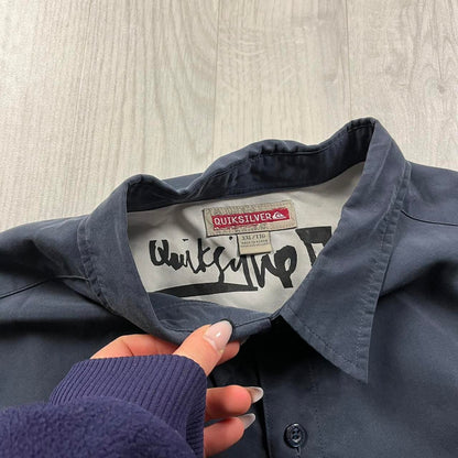 VINTAGE Y2K QUIKSILVER SHORT SLEEVE SHIRT NAVY