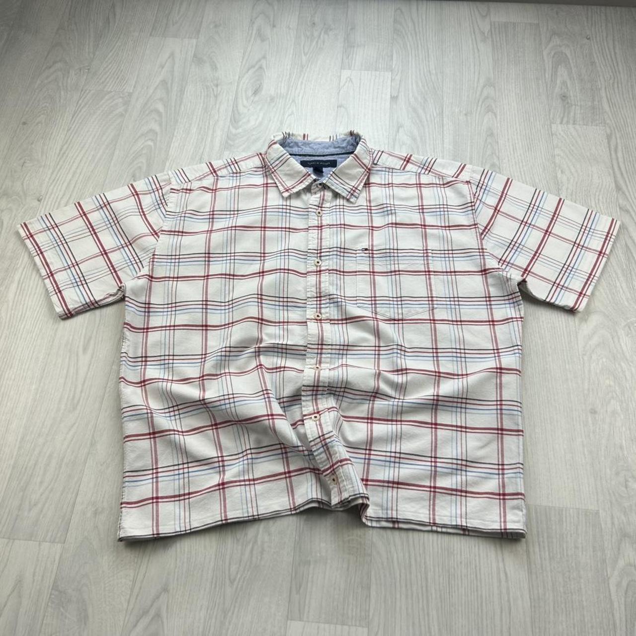 VINTAGE 00s TOMMY HILFIGER CHECKERED CROPPED SHORT SLEEVE BUTTON UP SHIRT WHITE / RED