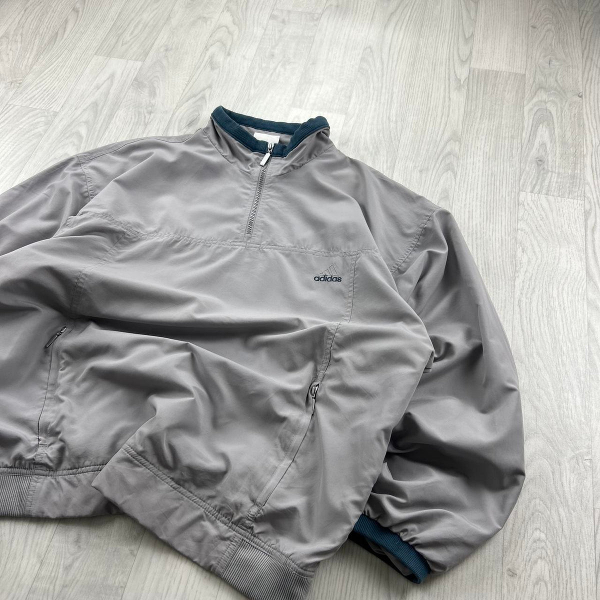 VINTAGE 90s ADIDAS QUARTER ZIP LIGHTWEIGHT JACKET GREY