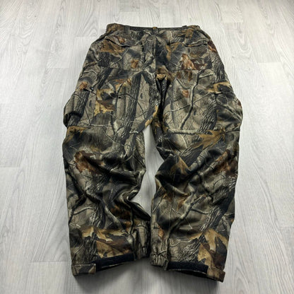 VINTAGE REALTREE INSULATED BAGGY CAMO CARGO PANTS