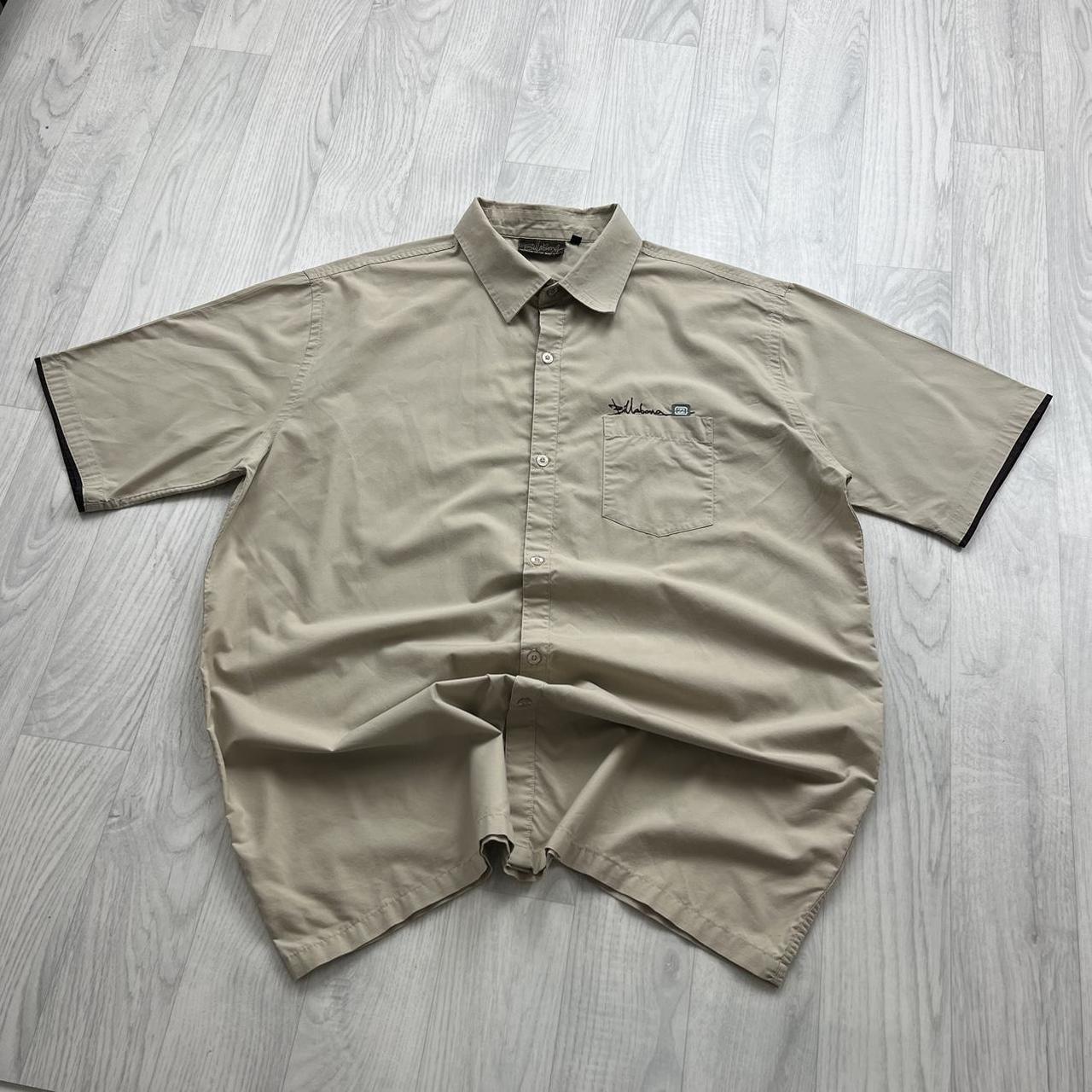 VINTAGE Y2K BILLABONG BUTTON UP SHORT SLEEVE SHIRT BEIGE