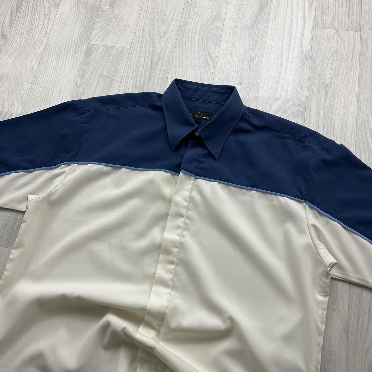 VINTAGE Y2K PETROLEUM SHORT SLEEVE SHIRT NAVY / WHITE