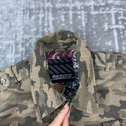 VINTAGE Y2K BILLABONG UTILITY CAMO PLAID JACKET KHAKI