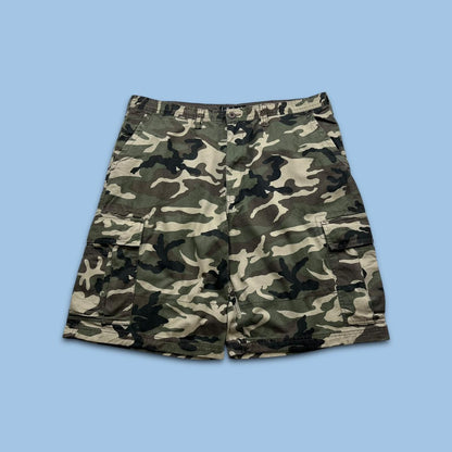 FOOT LOCKER BAGGY CAMO CARGO SHORTS