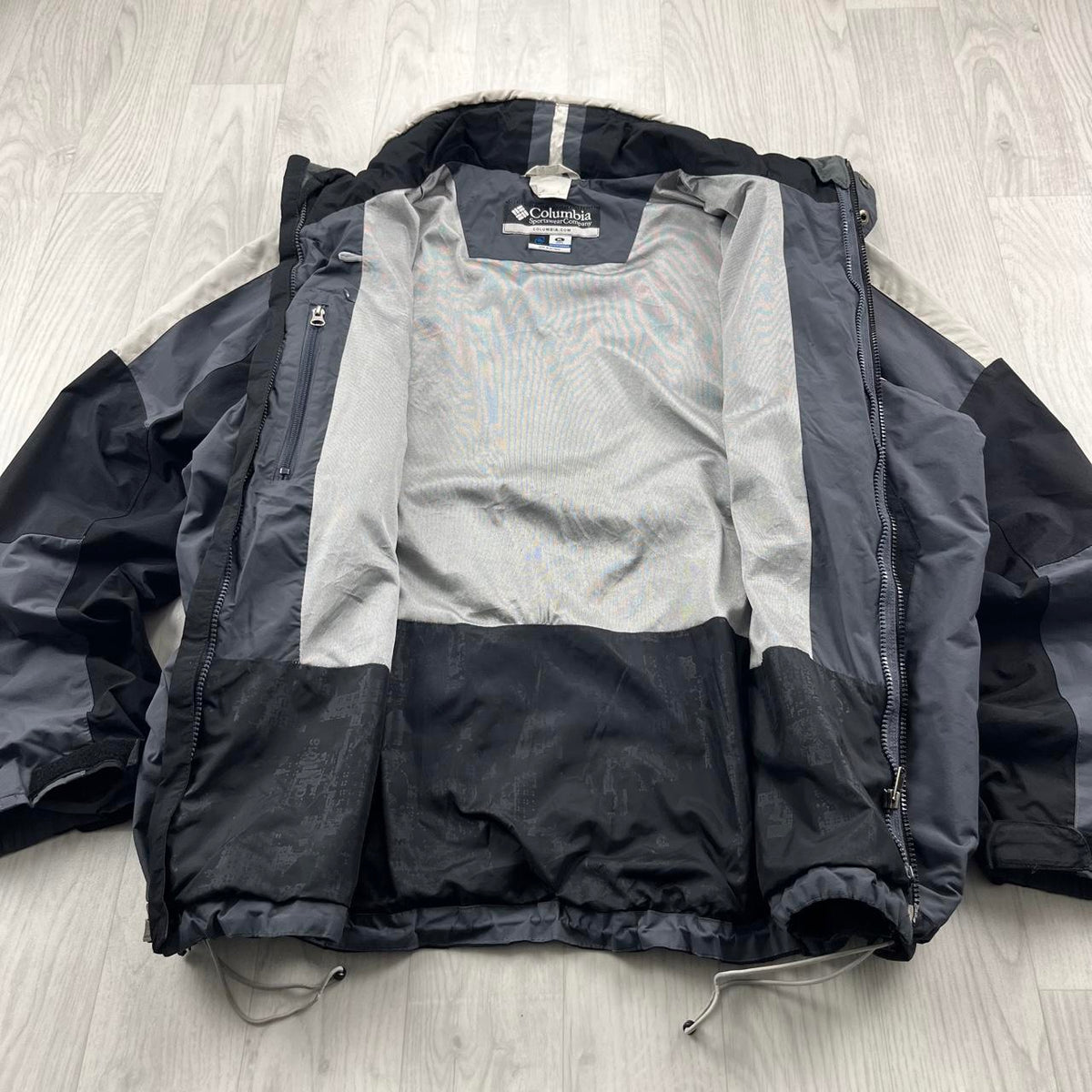 VINTAGE Y2K COLUMBIA TECHNICAL SKI JACKET BLACK