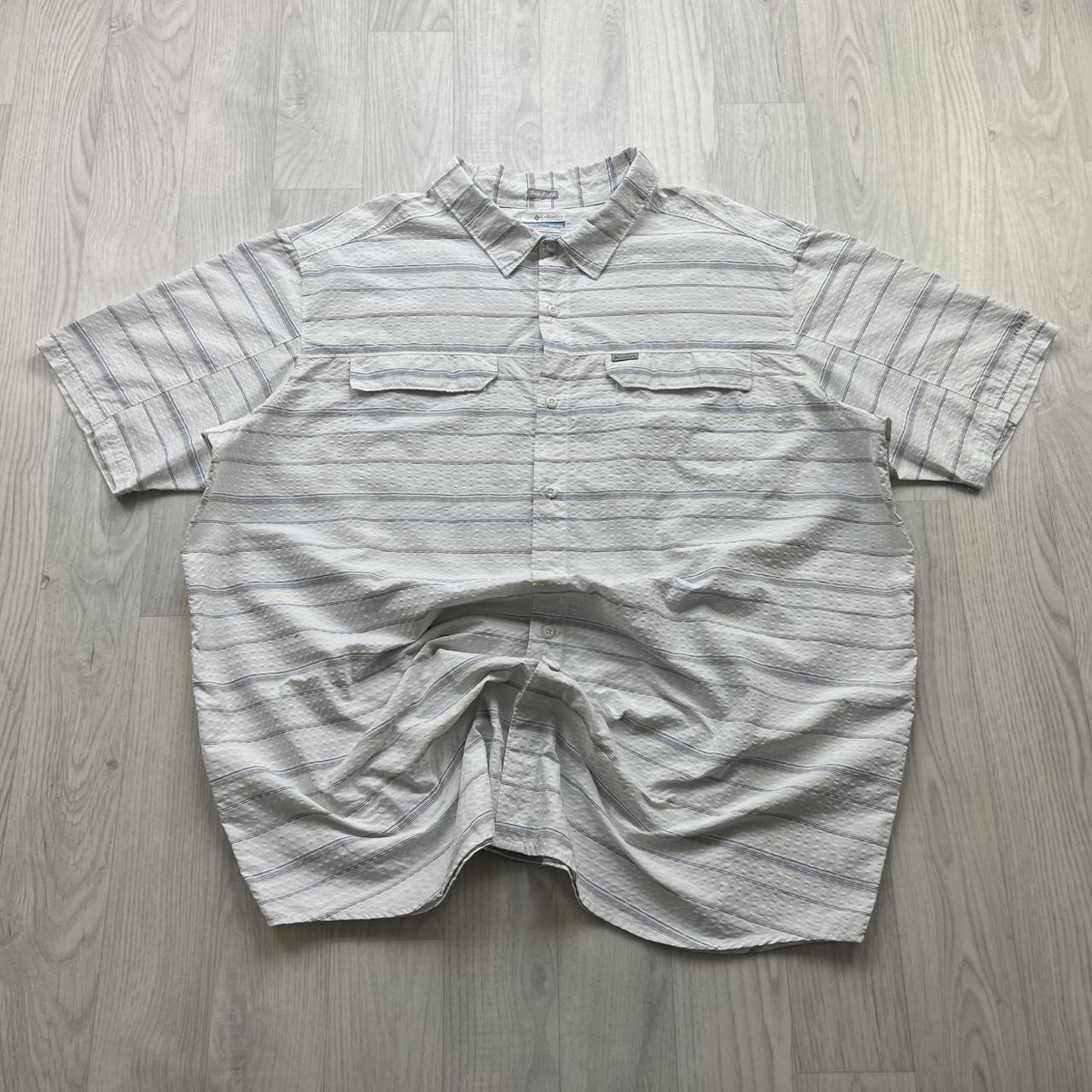 VINTAGE Y2K COLUMBIA STRIPED SHORT SLEEVE SHIRT WHITE