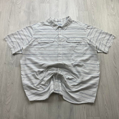 VINTAGE Y2K COLUMBIA STRIPED SHORT SLEEVE SHIRT WHITE