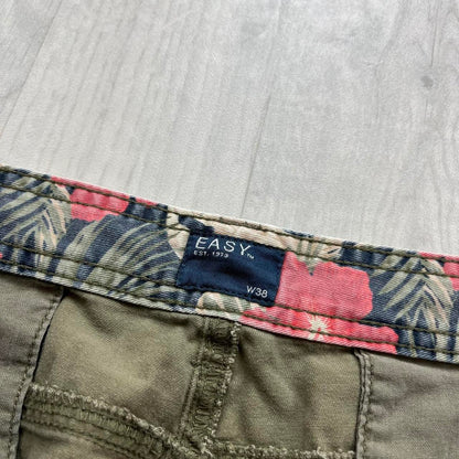 VINTAGE Y2K BAGGY CAMO CARGO SHORTS KHAKI