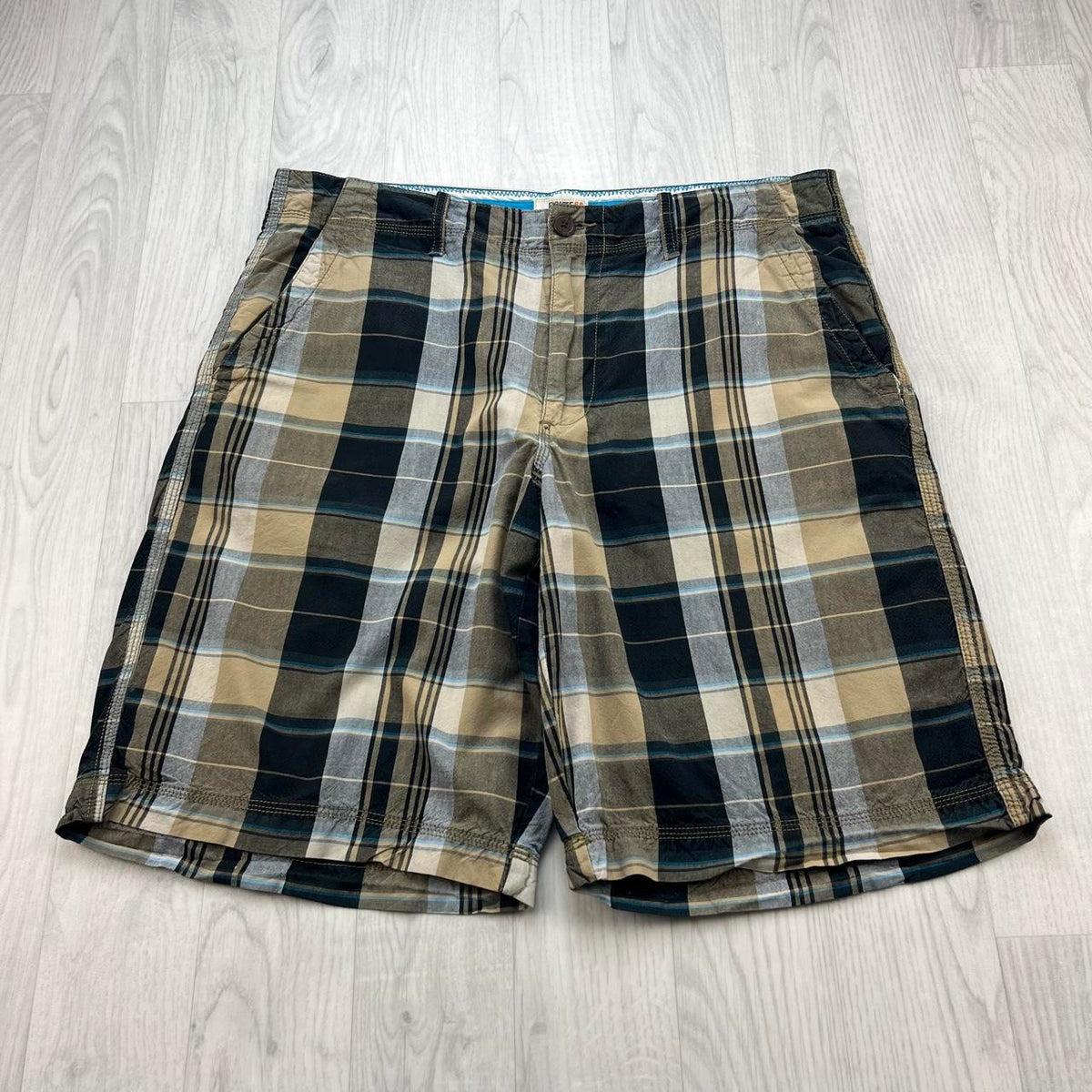 VINTAGE Y2K ROUTE 66 BAGGY CHECKERED PLAID SHORTS BEIGE / BLACK