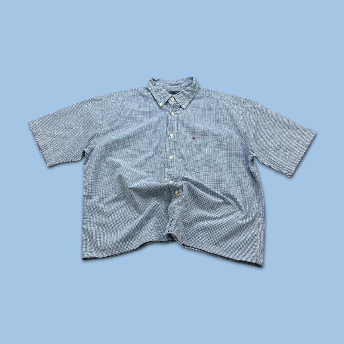 VINTAGE 00s TOMMY HILFIGER CHECKERED CROPPED SHORT SLEEVE BUTTON UP SHIRT BLUE