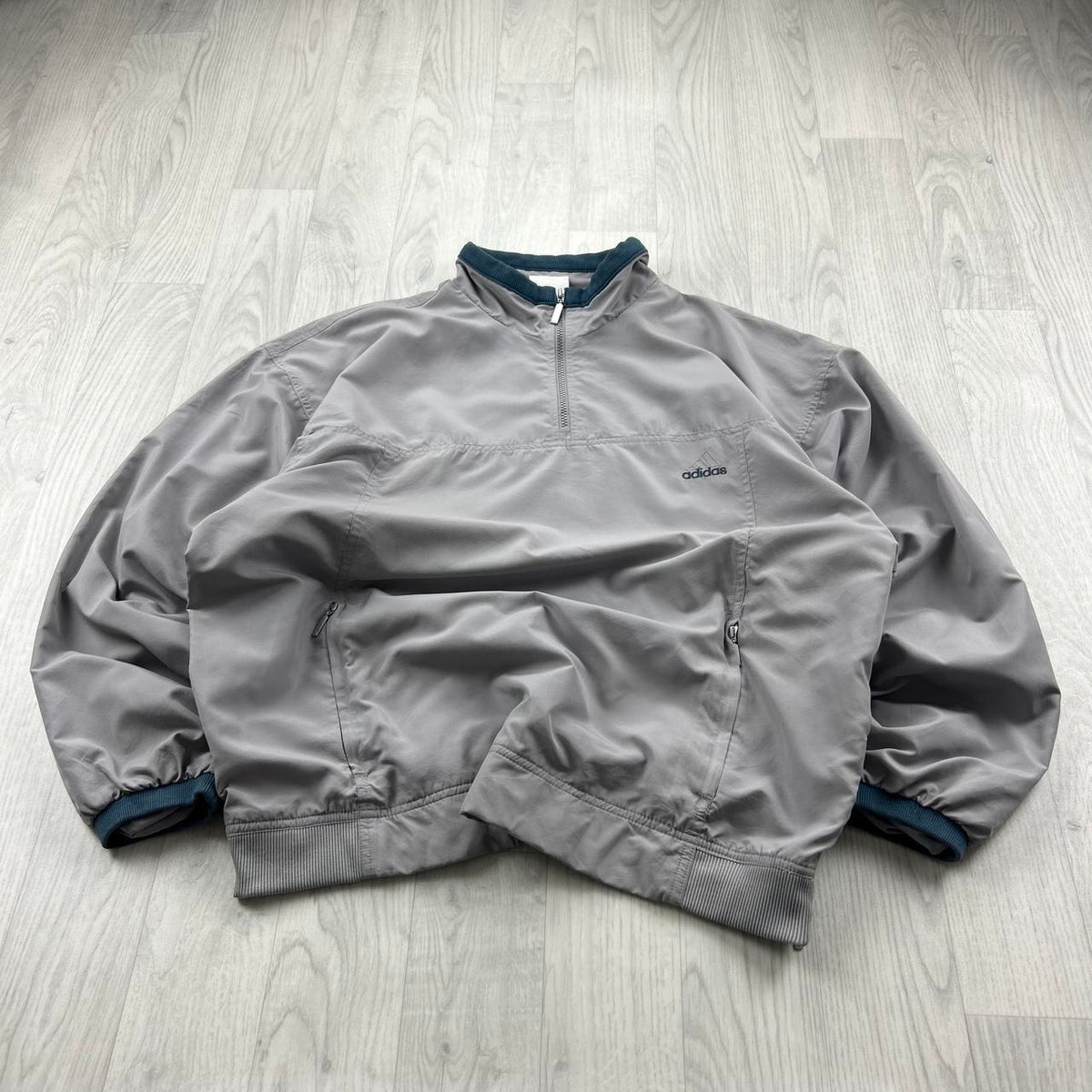 VINTAGE 90s ADIDAS QUARTER ZIP LIGHTWEIGHT JACKET GREY
