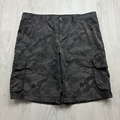 VINTAGE Y2K BAGGY LOOSE CAMO SHORTS BLACK