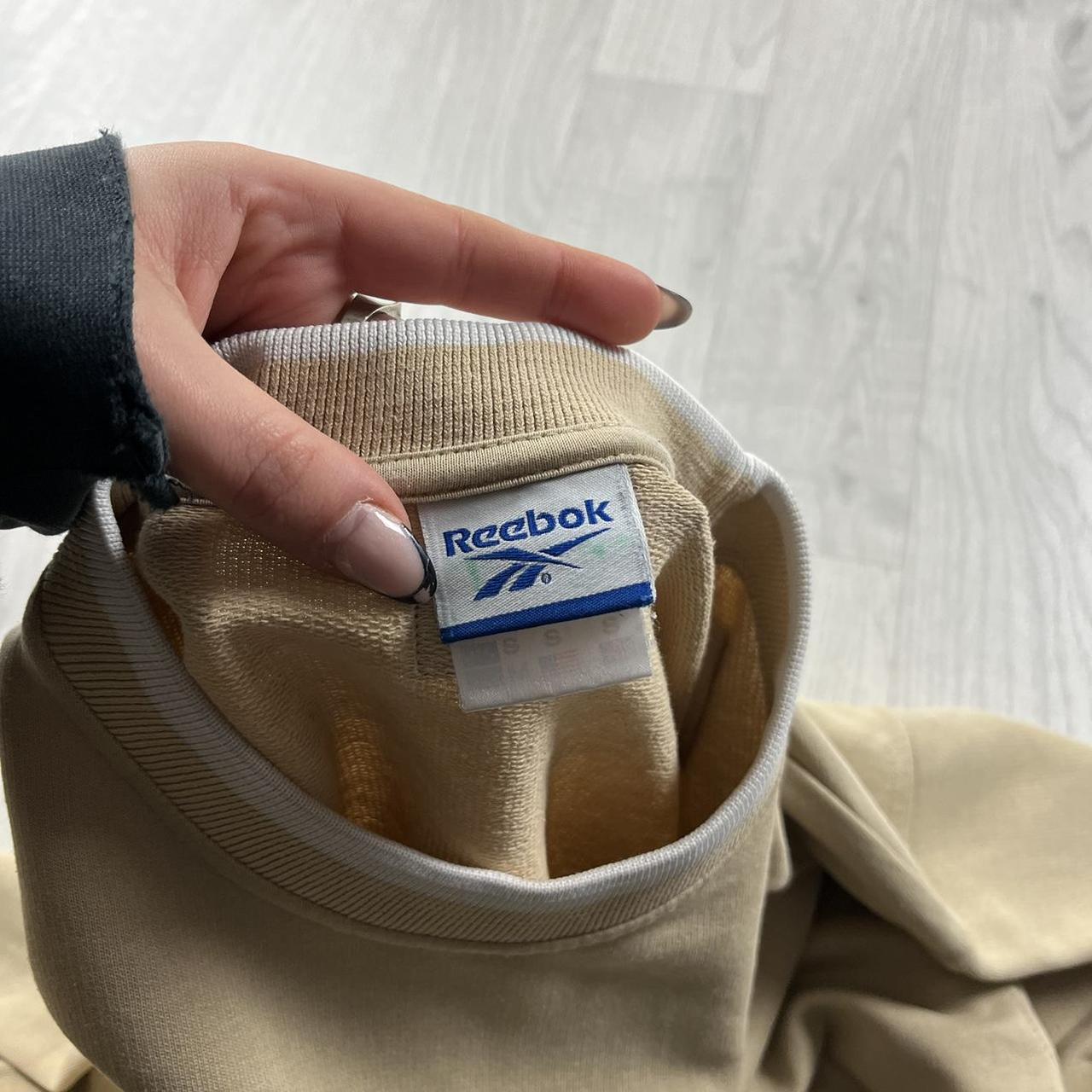VINTAGE Y2K REEBOK SPELL OUT SWEATSHIRT BEIGE