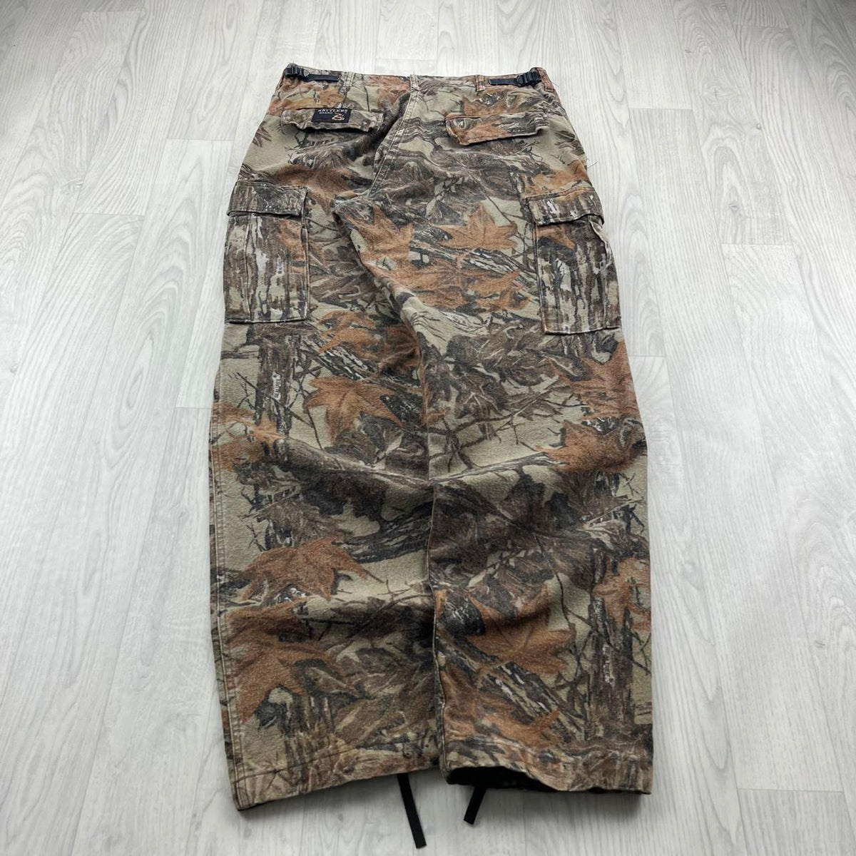 VINTAGE REALTREE BAGGY CAMO CARGO PANTS