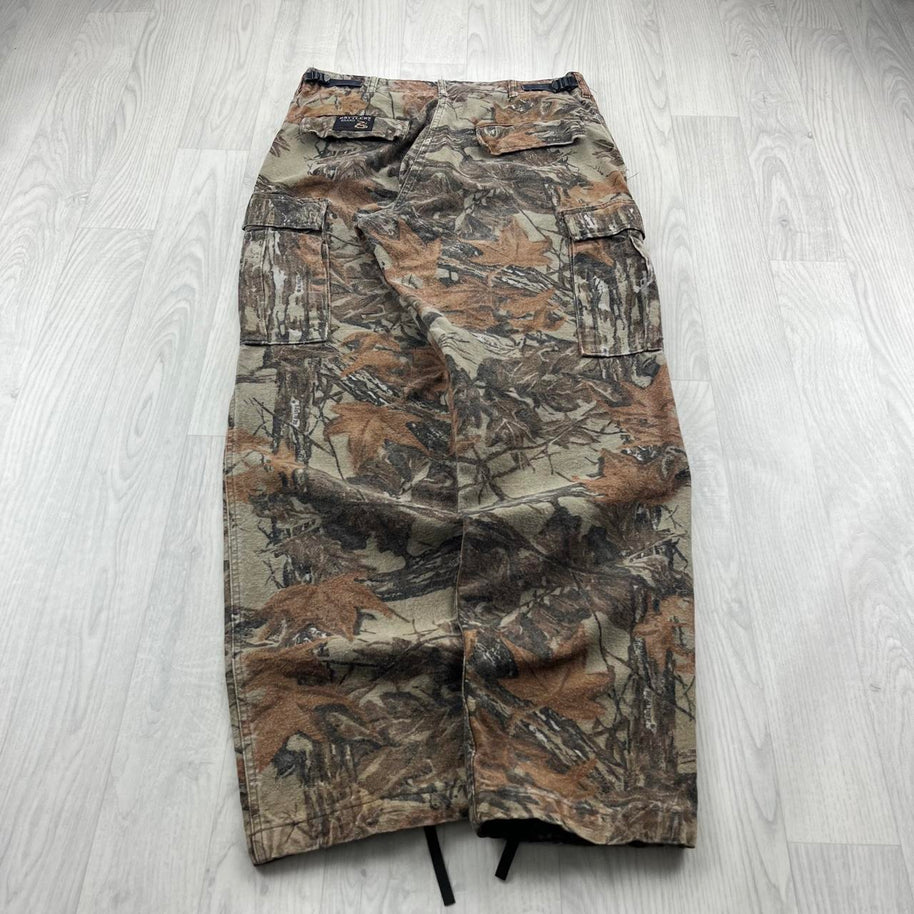 VINTAGE REALTREE BAGGY CAMO CARGO PANTS