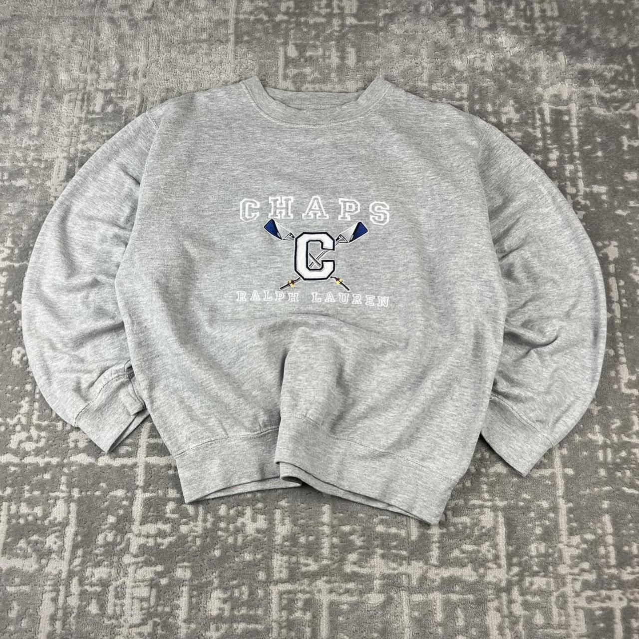 VINTAGE Y2K CHAPS SPELL OUT BOXY SWEATSHIRT GREY