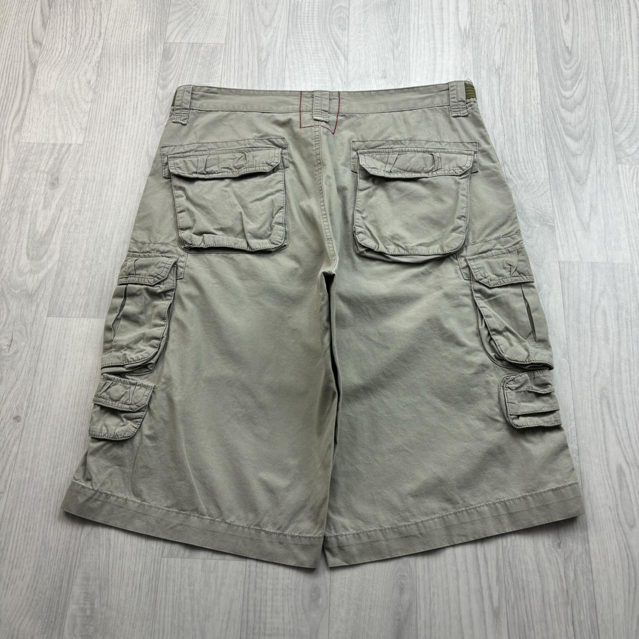 VINTAGE Y2K QUIKSILVER LONG BAGGY SHORTS CREAM