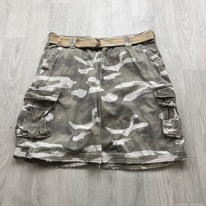 VINTAGE Y2K BAGGY LOOSE CAMO CARGO SHORTS