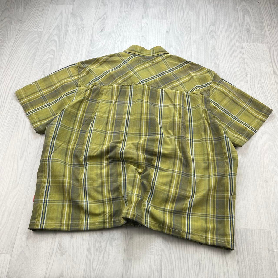 VINTAGE 00s MAMMUT CHECKERED CROPPED SHORT SLEEVE BUTTON UP SHIRT KHAKI