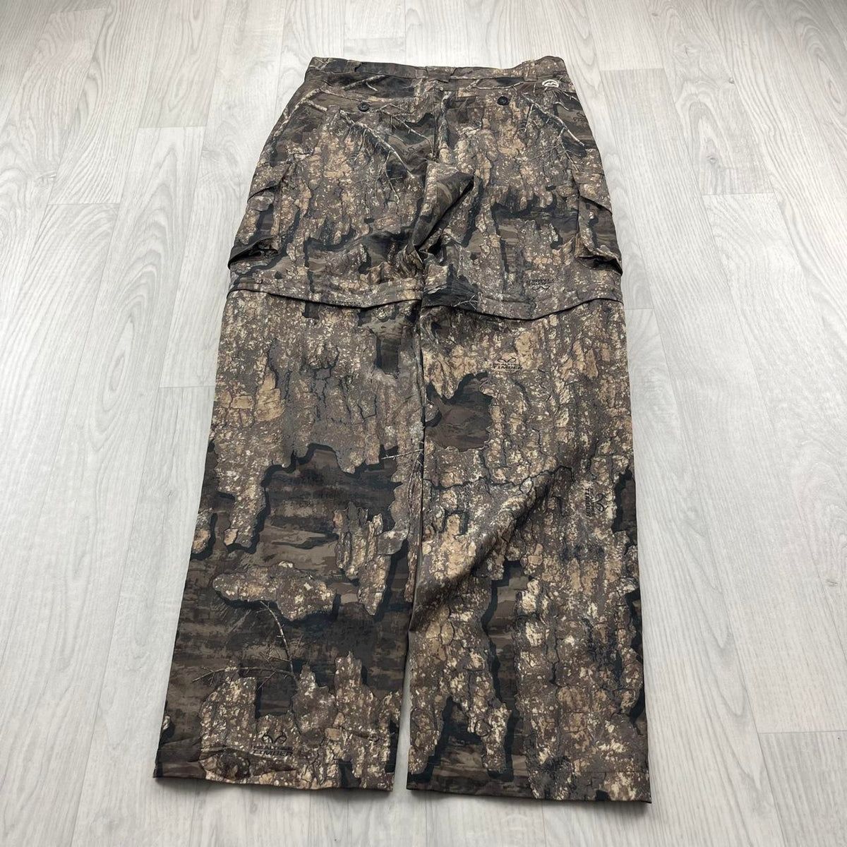 VINTAGE REALTREE BAGGY CAMO CARGO ZIP OFF PANTS