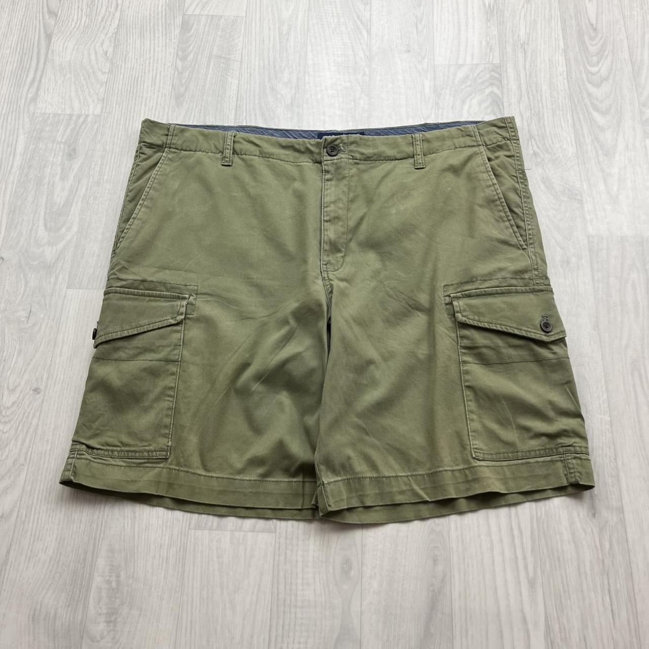 CHAPS BAGGY CARGO SHORTS KHAKI GREEN