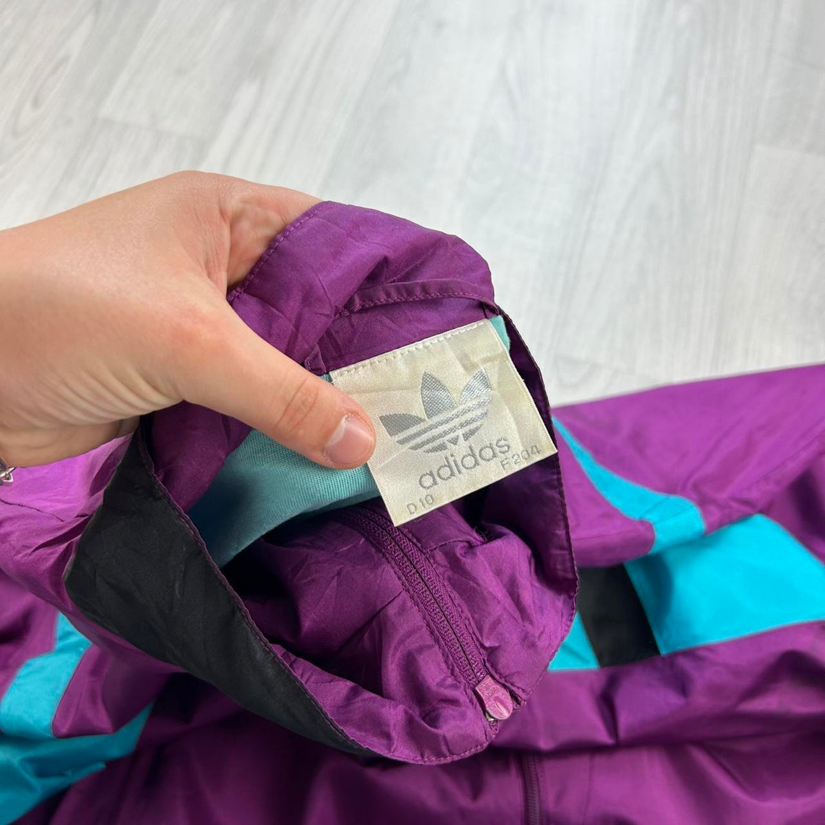 VINTAGE 90s ADIDAS FUNKY WINDBREAKER JACKET PURPLE