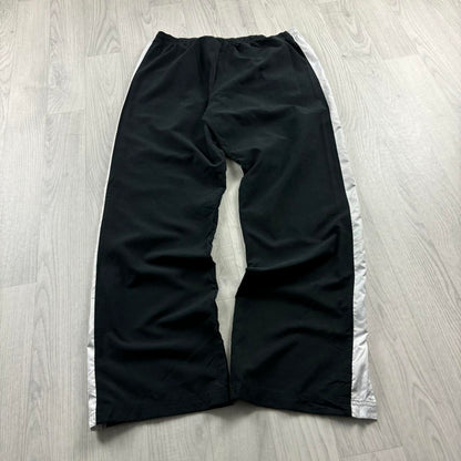 VINTAGE Y2K NIKE LOW RISE BAGGY TRACKSUIT BOTTOMS BLACK