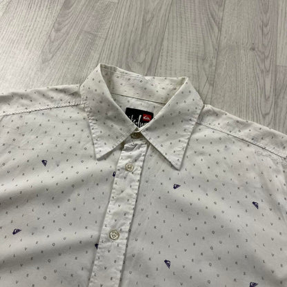 VINTAGE Y2K QUIKSILVER SHORT SLEEVE SHIRT WHITE