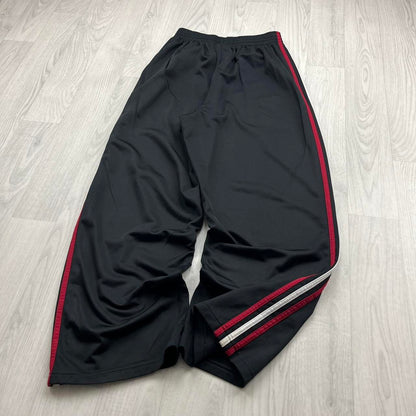 VINTAGE Y2K ADIDAS SIDE STRIPE BAGGY WIDE LEG TRACKSUIT BOTTOMS BLACK RED (M)