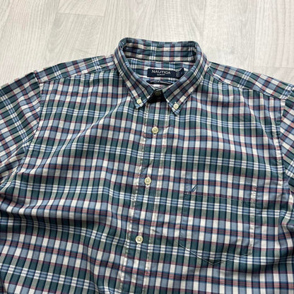 VINTAGE Y2K NAUTICA SHORT SLEEVE PLAID BUTTON UP SHIRT GREEN