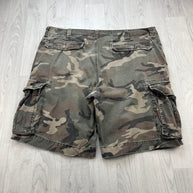 VINTAGE Y2K OLD NAVY BAGGY CAMO CARGO SHORTS GREEN