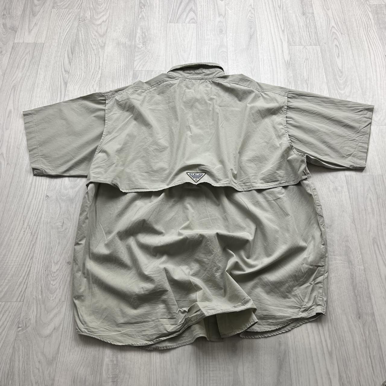 VINTAGE Y2K COLUMBIA UTILITY SHORT SLEEVE SHIRT BEIGE