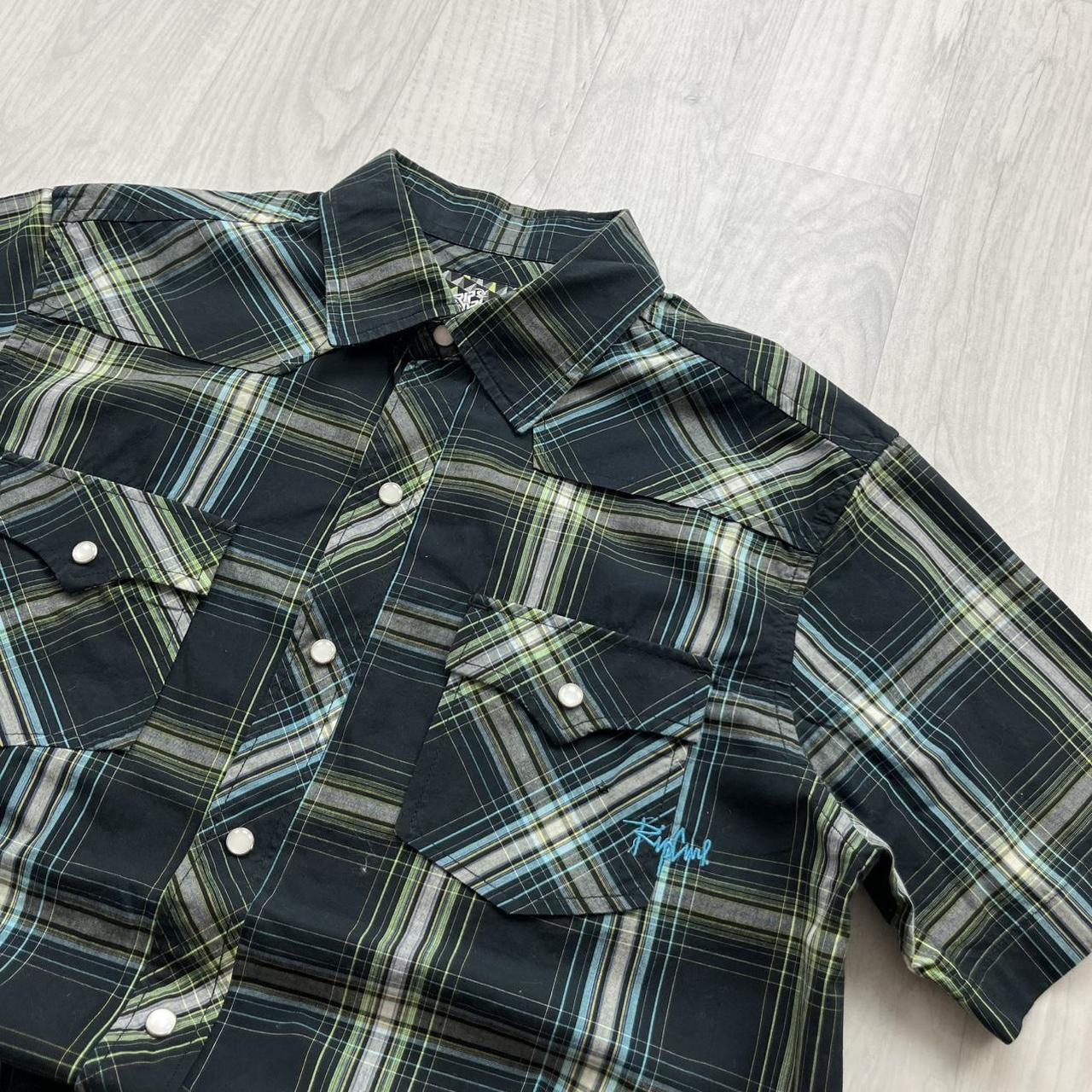 VINTAGE Y2K RIPCURL CHECKERED SHORT SLEEVE SHIRT