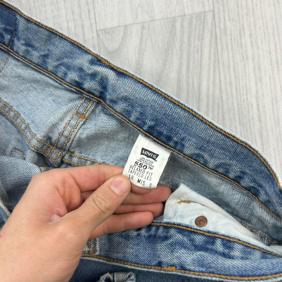 VINTAGE 00s LEVIS 550 JEANS LIGHT BLUE