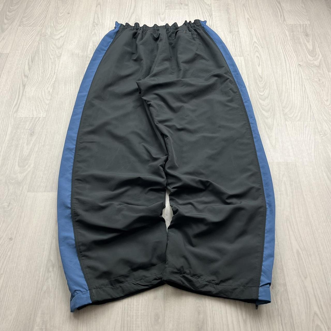 VINTAGE Y2K NIKE BAGGY WIDE LEG TRACKSUIT BOTTOMS GREY