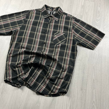 VINTAGE Y2K BILLABONG CHECKERED SHORT SLEEVE SHIRT BLACK