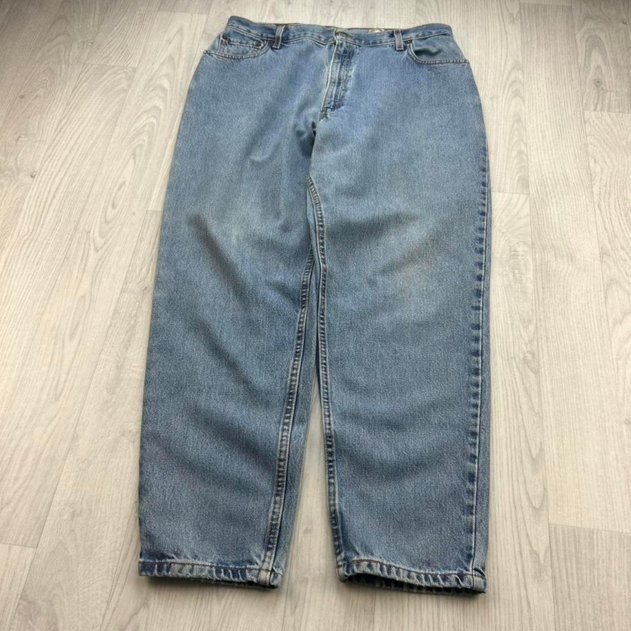 VINTAGE 00s LEVIS 550 JEANS LIGHT BLUE