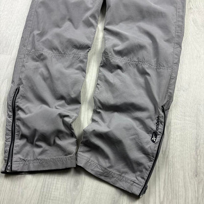 VINTAGE Y2K REEBOK STRAIGHT LEG TRACKSUIT BOTTOMS GREY