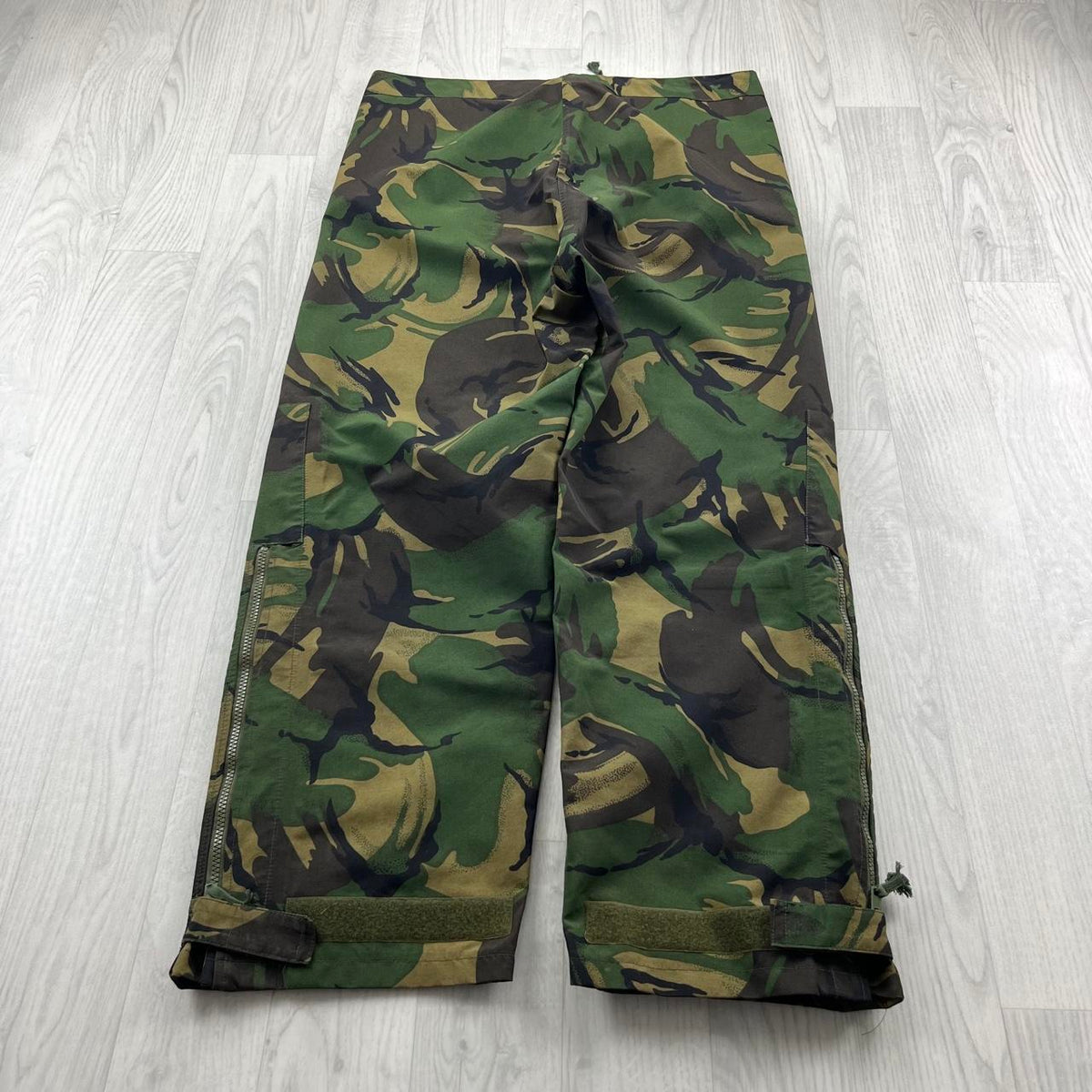 VINTAGE UTILITY BAGGY CAMO CARGO PANTS