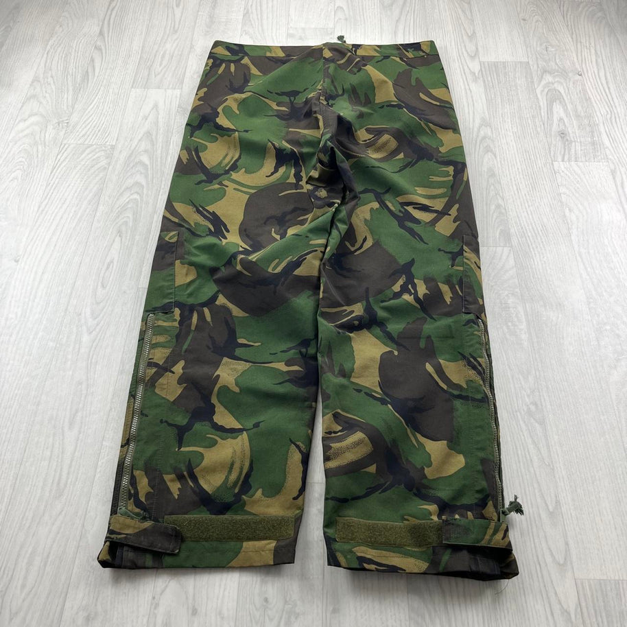 VINTAGE UTILITY BAGGY CAMO CARGO PANTS