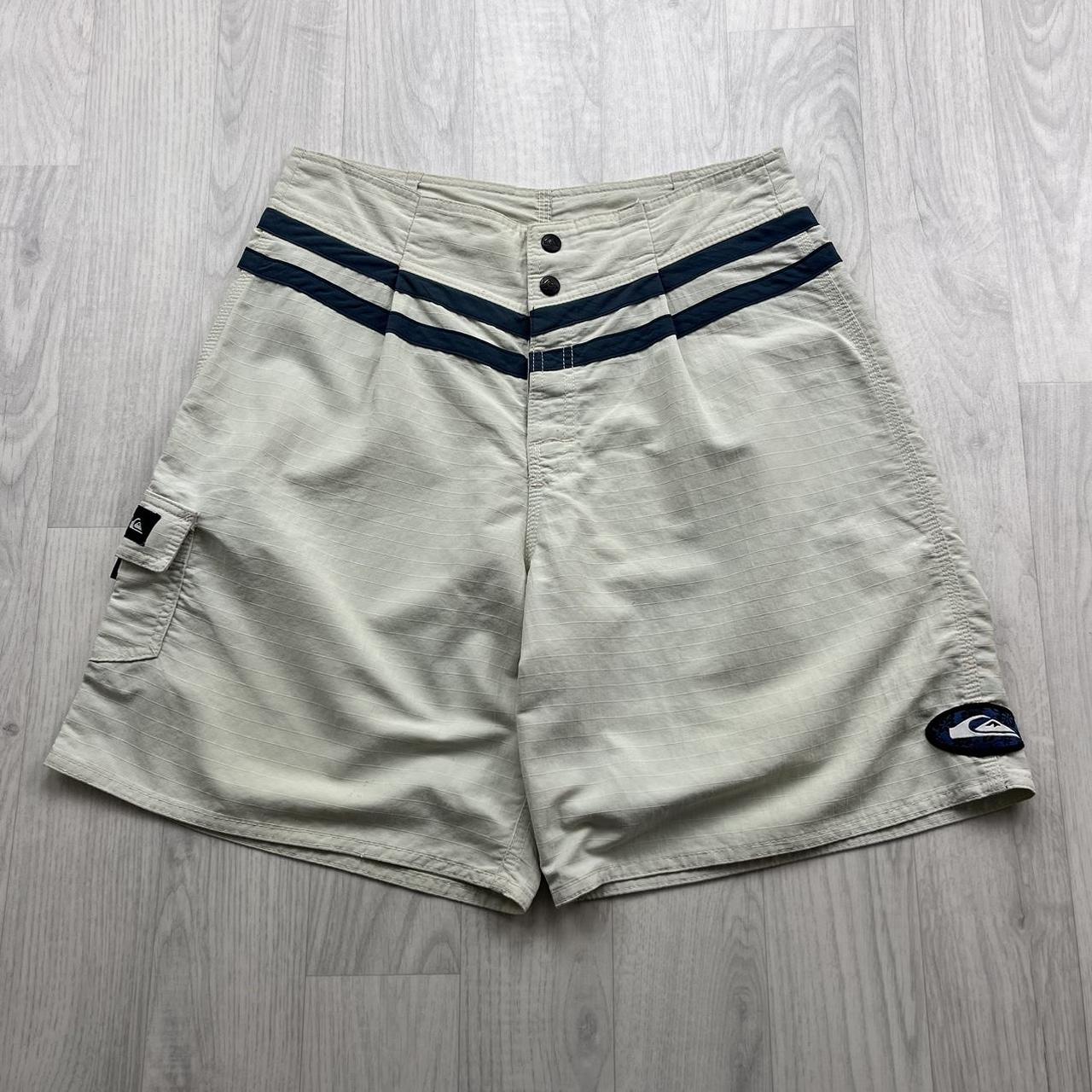 VINTAGE Y2K QUIKSILVER BAGGY BOARD SHORTS CREAM
