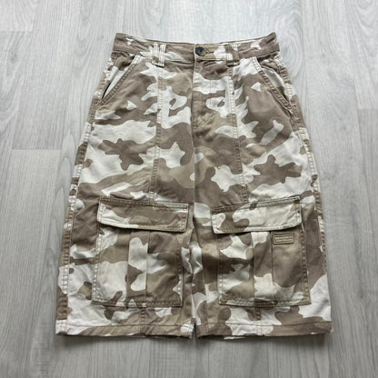 BERSHKA BAGGY LOOSE CAMO SHORTS