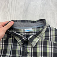 VINTAGE 00s COLUMBIA CHECKERED CROPPED SHORT SLEEVE BUTTON UP SHIRT BLACK